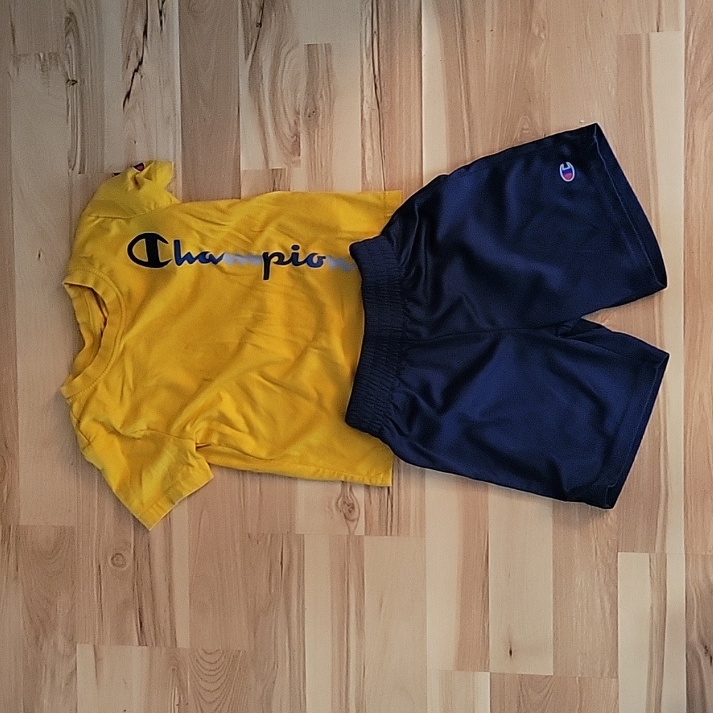 Blue and Yellow Champion short set Size 4t
